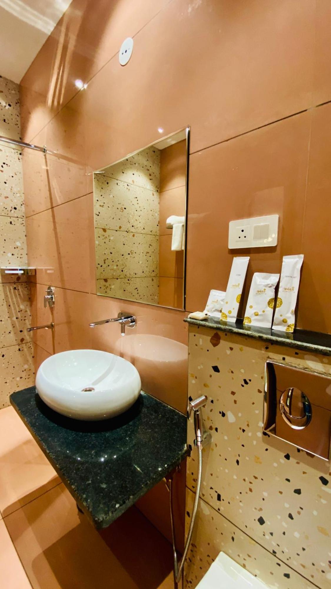 Anantara Club And Resort, اوجاين الغرفة الصورة