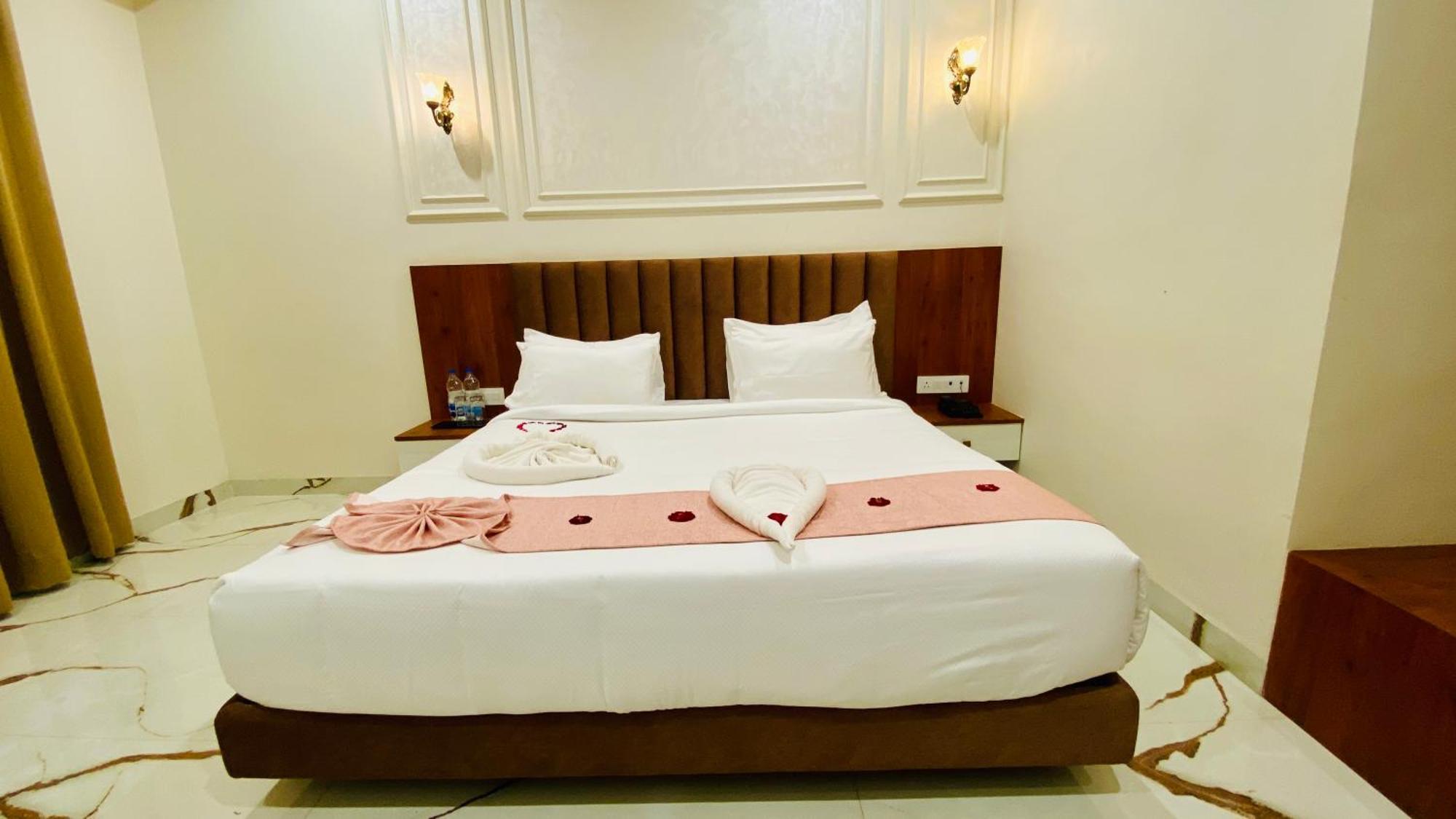 Anantara Club And Resort, اوجاين المظهر الخارجي الصورة